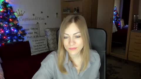 Silvia online show from January 2025 06:19:02 AM