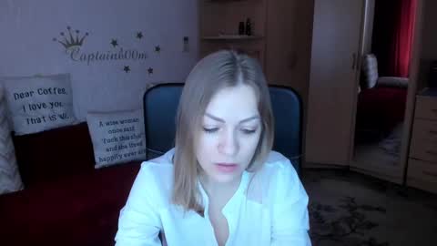 Silvia online show from February 2025 07:06:01 AM