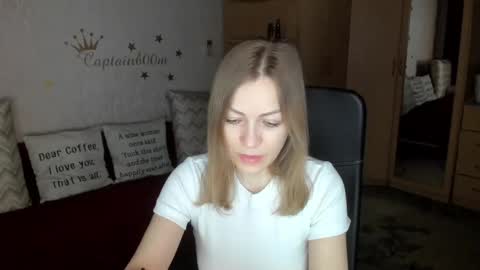 Silvia online show from February 2025 03:32:01 AM