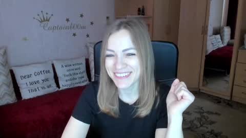 Silvia online show from March 2025 06:16:02 AM