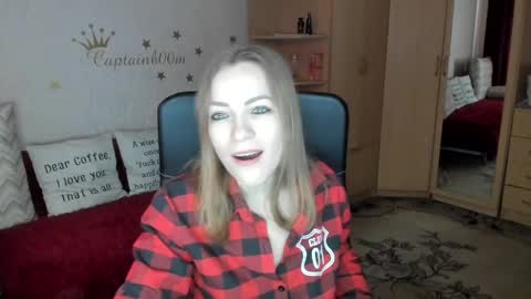Silvia online show from March 2025 07:10:01 AM