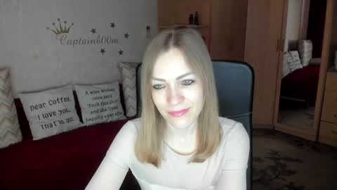 Silvia online show from March 2025 03:39:01 AM