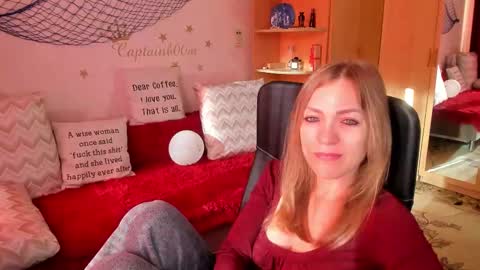 Silvia online show from September 2025 04:34:02 AM
