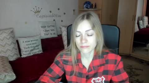 Silvia online show from September 2025 03:28:01 AM