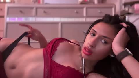 cherliecarmen online show from February 2025 10:00:01 PM