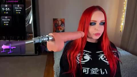 Emily online show from November 2025 06:11:02 AM