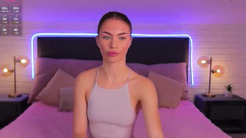 Cherry  Kiss online show from October 2025 07:03:02 PM