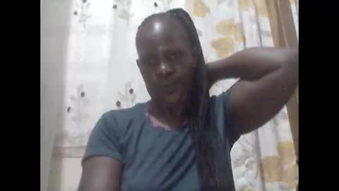 Snapshot of cherry_cherry2 chatting on December 2025 01:00:01 AM cherry_cherry2 online show from December 2025 01:00:01 AM