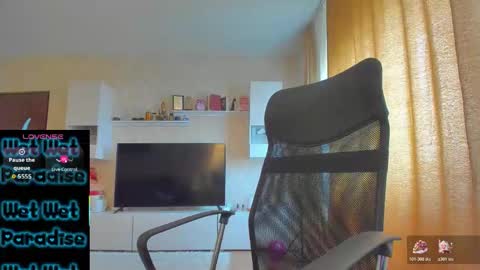 Snapshot of cherry_pie_69 chatting on November 2025 10:54:02 AM mayra online show from November 2025 10:54:02 AM