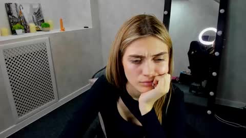 Snapshot of cherry_pr1ce chatting on December 2024 10:27:01 AM cherry_pr1ce online show from December 2024 10:27:01 AM