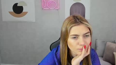 Snapshot of cherry_pr1ce chatting on December 2024 02:55:01 AM cherry_pr1ce online show from December 2024 02:55:01 AM