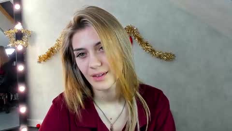 Snapshot of cherry_pr1ce chatting on January 2025 10:31:01 AM cherry_pr1ce online show from January 2025 10:31:01 AM