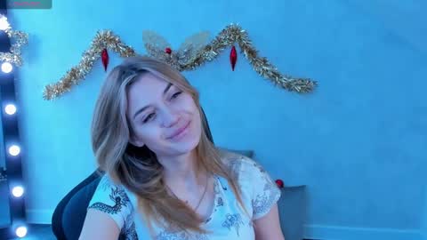 Snapshot of cherry_pr1ce chatting on January 2025 12:12:02 AM cherry_pr1ce online show from January 2025 12:12:02 AM