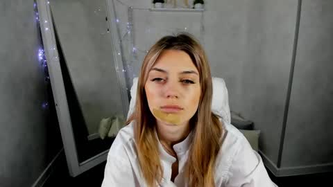 Snapshot of cherry_pr1ce chatting on February 2025 12:10:02 AM cherry_pr1ce online show from February 2025 12:10:02 AM