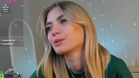 Snapshot of cherry_pr1ce chatting on October 2025 12:09:02 AM cherry_pr1ce online show from October 2025 12:09:02 AM