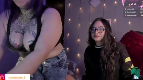 Snapshot of cherrybom_ chatting on January 2025 08:47:01 AM dayis independent model online show from January 2025 08:47:01 AM