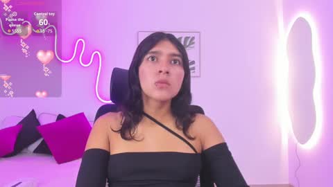 C H E R R Y online show from October 2025 11:41:02 AM