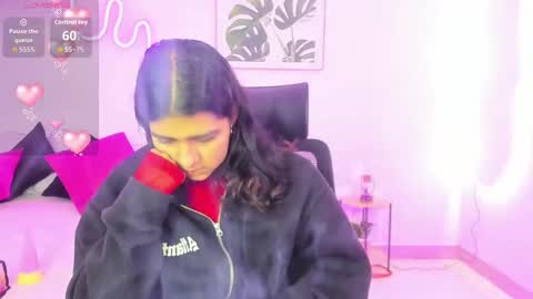 C H E R R Y online show from October 2025 11:41:02 AM