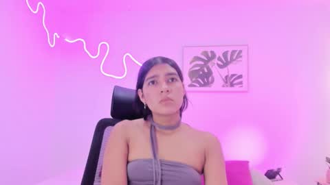 C H E R R Y online show from November 2025 11:34:02 AM