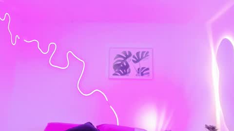 C H E R R Y online show from November 2025 12:04:02 PM