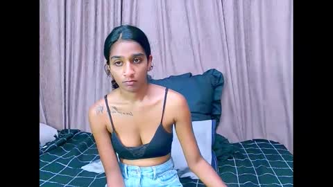 leah online show from December 2024 05:11:02 AM