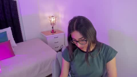 Cherry online show from November 2025 12:27:02 PM