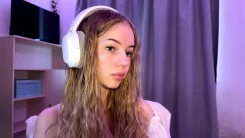 Snapshot of cherryrush951544 chatting on October 2025 10:16:02 AM Evie online show from October 2025 10:16:02 AM