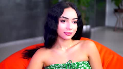 Snapshot of cherryselena chatting on October 2025 06:58:01 PM Selena online show from October 2025 06:58:01 PM