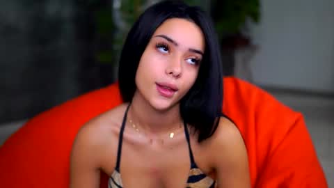 Snapshot of cherryselena chatting on October 2025 08:28:02 PM Selena online show from October 2025 08:28:02 PM