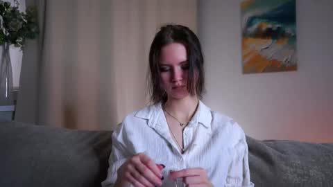 Snapshot of cheryburry chatting on October 2025 03:19:01 AM Leia online show from October 2025 03:19:01 AM