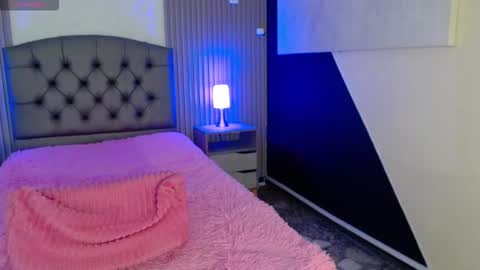 Cheryl online show from October 2025 03:13:02 AM