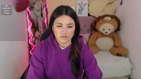 Chiara  online show from October 2025 03:01:02 AM