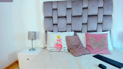 Chiki online show from October 2025 07:46:02 PM