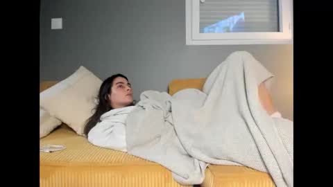 Snapshot of chillwithcamii chatting on October 2025 03:51:02 AM yoursensualparadise online show from October 2025 03:51:02 AM