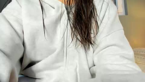 Snapshot of chillwithcamii chatting on October 2025 11:11:01 AM yoursensualparadise online show from October 2025 11:11:01 AM