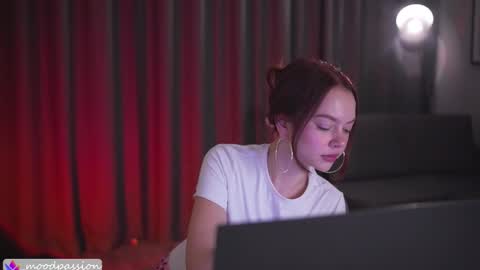 Snapshot of chillwithstacy chatting on September 2025 09:51:01 PM chillwithstacy online show from September 2025 09:51:01 PM