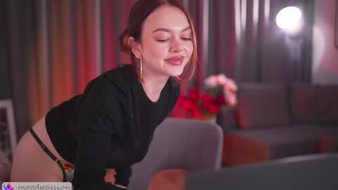 Snapshot of chillwithstacy chatting on October 2025 08:50:02 PM chillwithstacy online show from October 2025 08:50:02 PM