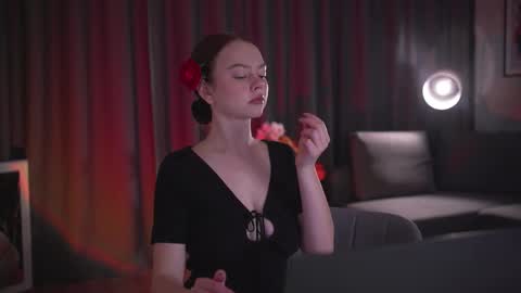 Snapshot of chillwithstacy chatting on October 2025 10:11:01 PM chillwithstacy online show from October 2025 10:11:01 PM