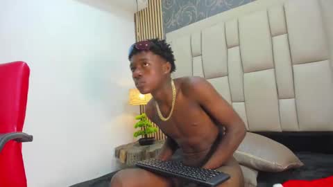 chimi88 online show from December 2024 02:38:01 PM
