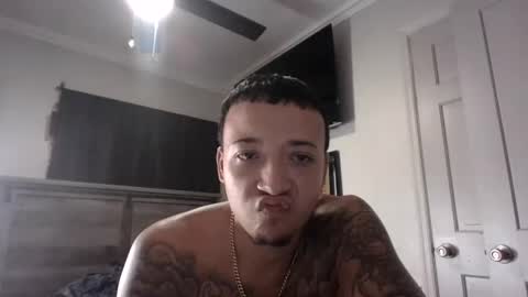 Snapshot of chino880172 chatting on January 2025 11:12:01 PM CHINO online show from January 2025 11:12:01 PM