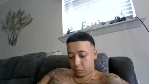 Snapshot of chino880172 chatting on March 2025 04:44:02 PM CHINO online show from March 2025 04:44:02 PM