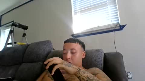 Snapshot of chino880172 chatting on November 2025 03:33:02 PM CHINO online show from November 2025 03:33:02 PM