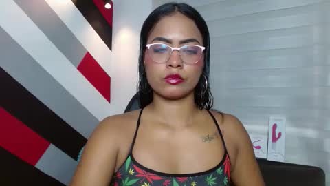 Abby 19 years online show from September 2025 05:46:01 PM