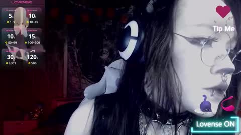 Snapshot of chloe_crystall_killer chatting on October 2025 11:54:01 AM chloe_crystall_killer online show from October 2025 11:54:01 AM