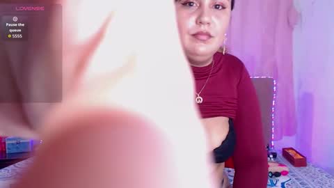 Chloe online show from October 2025 12:16:02 AM