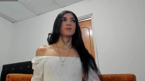 Snapshot of chloe_evanx_ chatting on January 2025 07:03:01 PM Chloe Evanx  online show from January 2025 07:03:01 PM