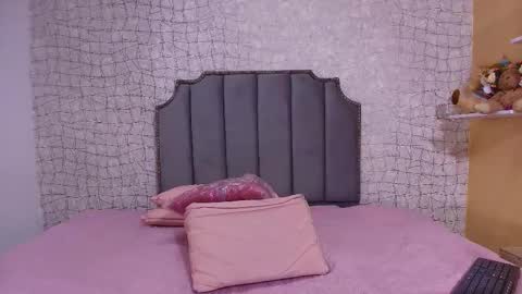 chloe_leroy online show from September 2025 11:59:01 AM