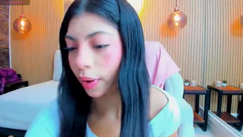 Snapshot of chloe_murray chatting on November 2025 07:05:02 PM CHLOE online show from November 2025 07:05:02 PM