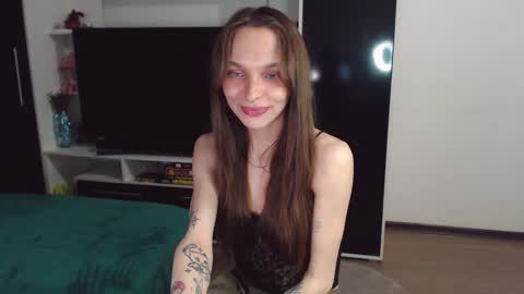Chloe online show from January 2025 10:10:01 PM