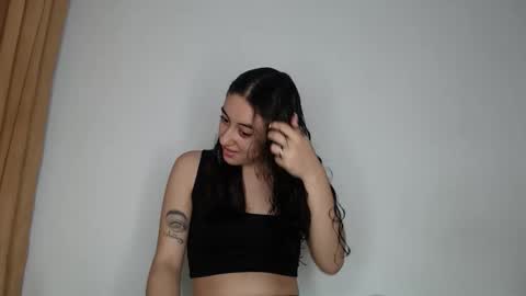 Chloe  online show from September 2025 09:40:02 PM